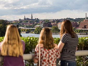 Group looking out to Georgetown 