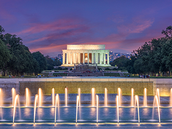 Lincoln Memorial at night