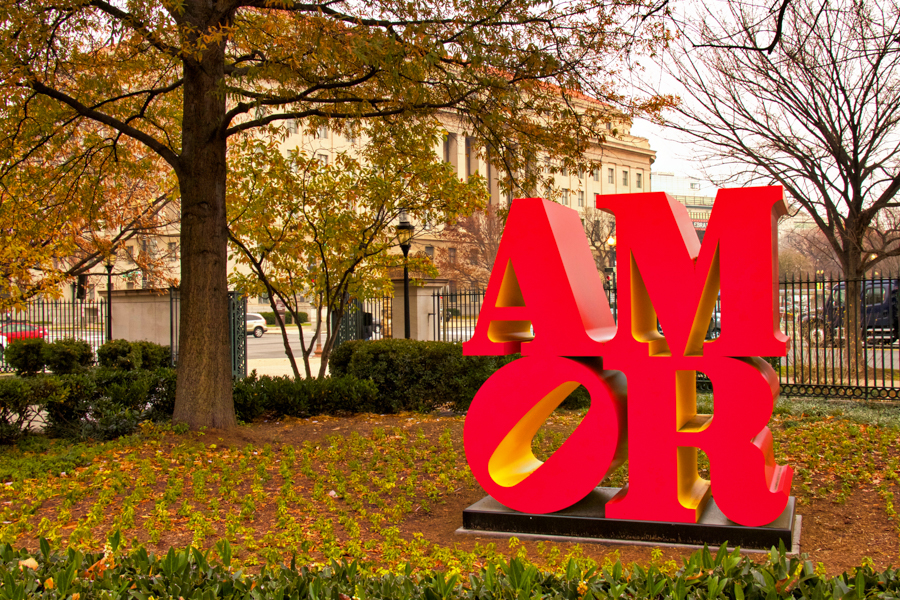 Robert Indiana's AMOR Sculpture