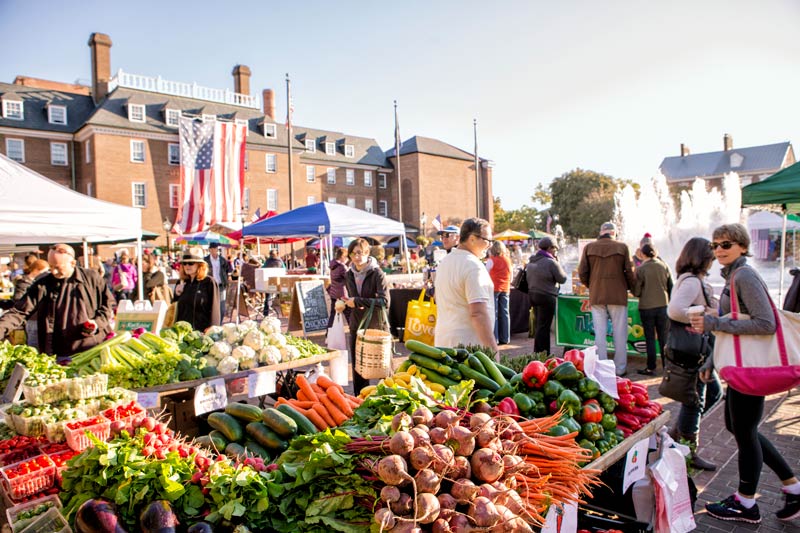 Fall farmers' market in historic Old Town Alexandria - Things to do in Old Town near DC