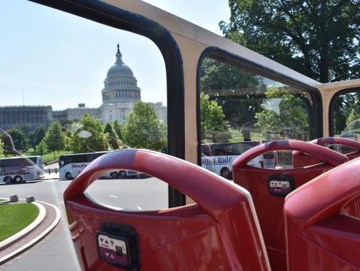 Big Bus with view of Capitol Building